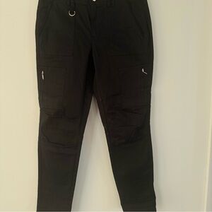 White House Black Market Black mid rise Slim crop Pants